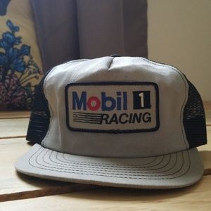 Vintage Mobil racing hat